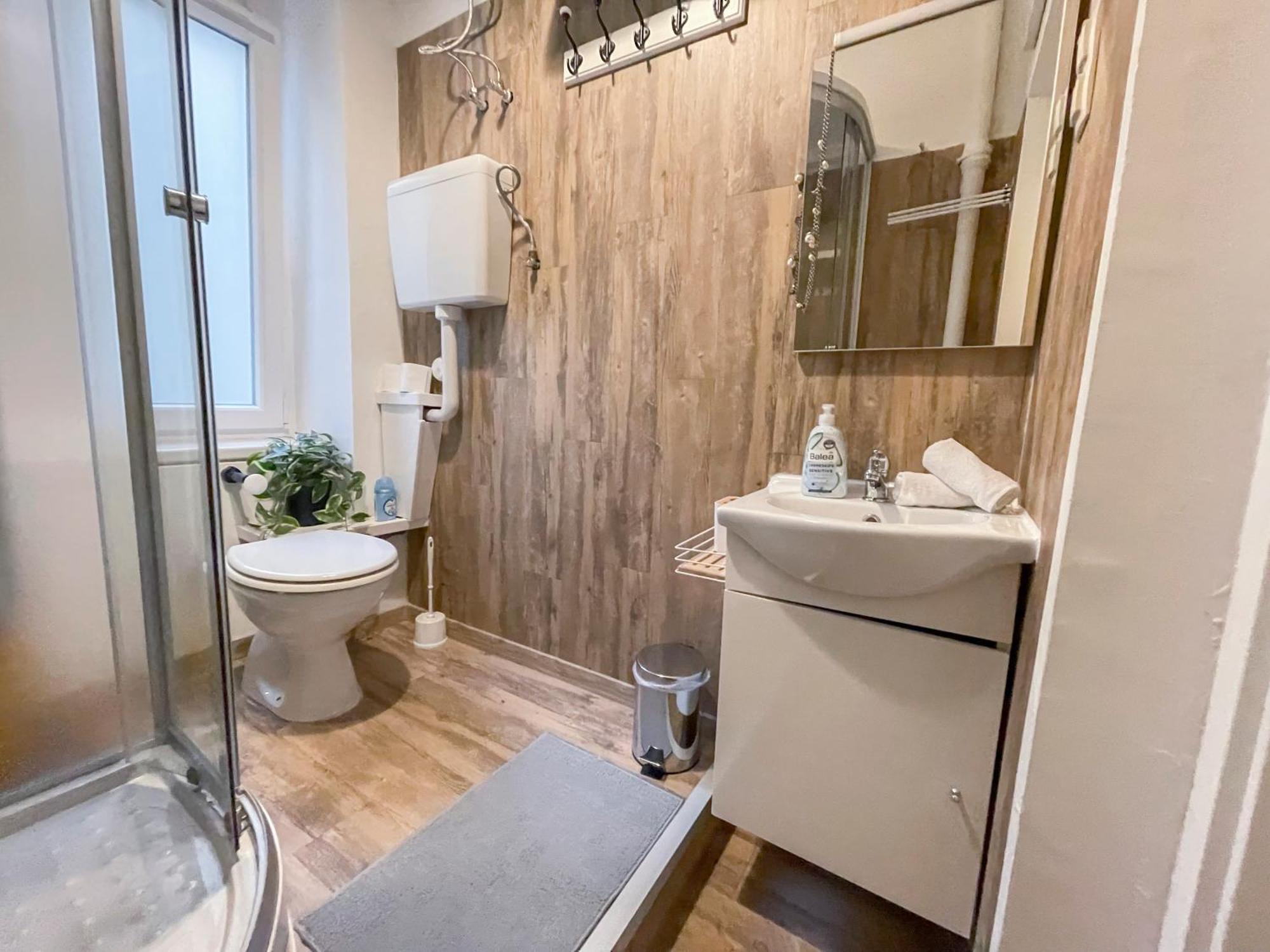 Free Parking, Downtown Apartment Near New York Cafe บูดาเปสต์ ภายนอก รูปภาพ